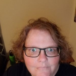 Meet your Posher, Queeneak